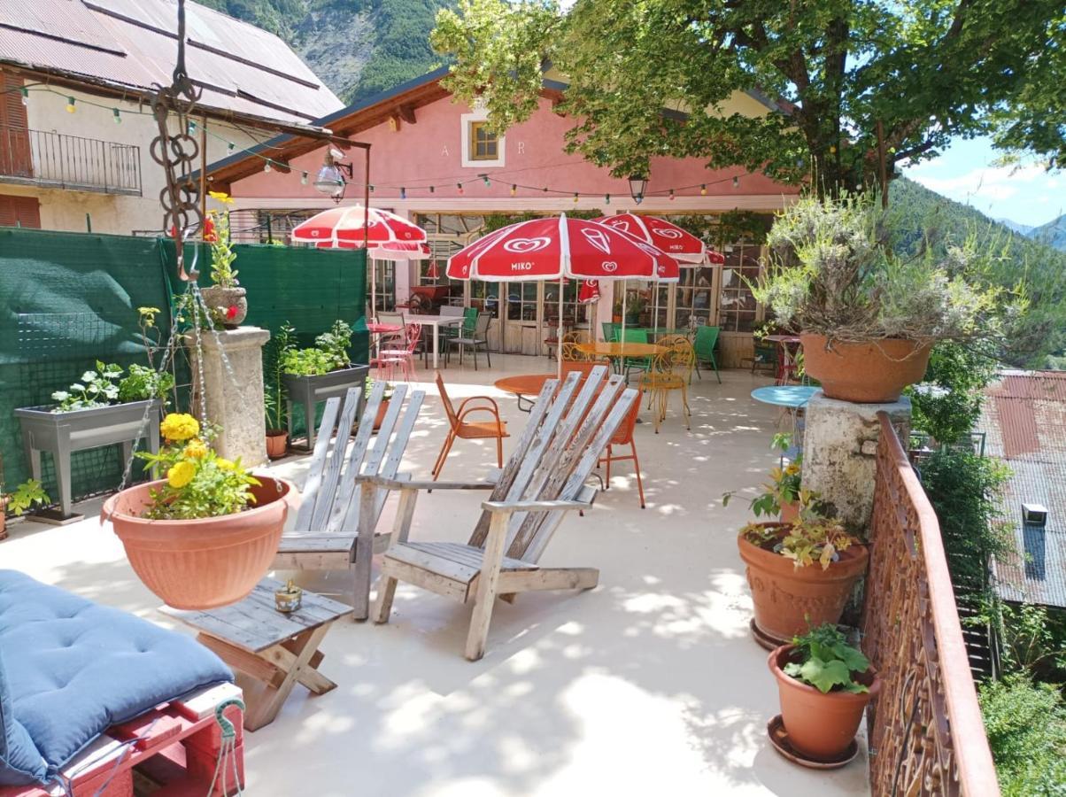 Gite Le Pelens Saint-Martin-dʼEntraunes Exteriör bild