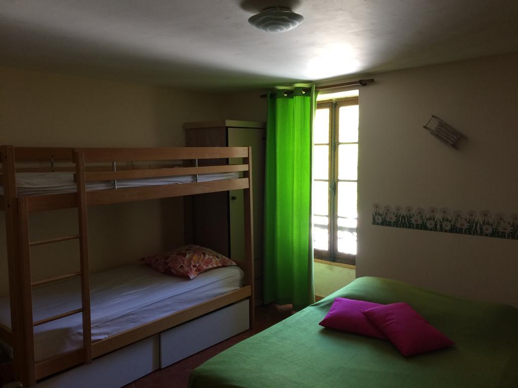 Gite Le Pelens Saint-Martin-dʼEntraunes Exteriör bild
